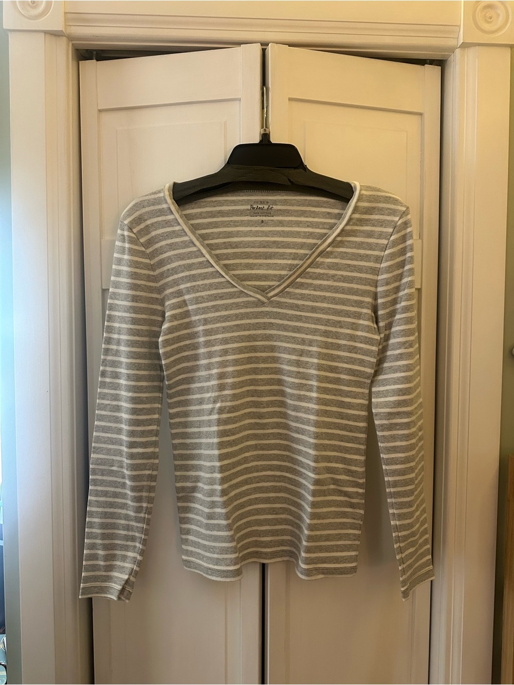 J Crew Gray & White Striped V-Neck Long Sleeve Top